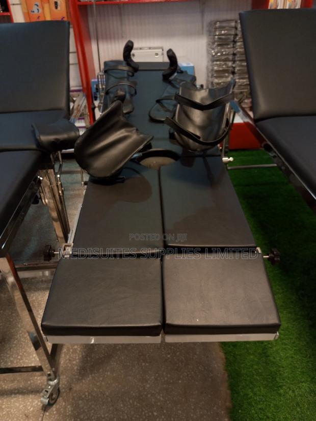 Hydraulic Operating Table. - thumbnail 3