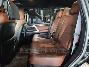 Toyota Land Cruiser 4.6 V8 AX 2016 Black