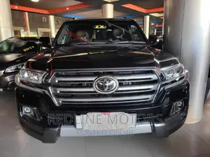 Toyota Land Cruiser 4.6 V8 AX 2016 Black
