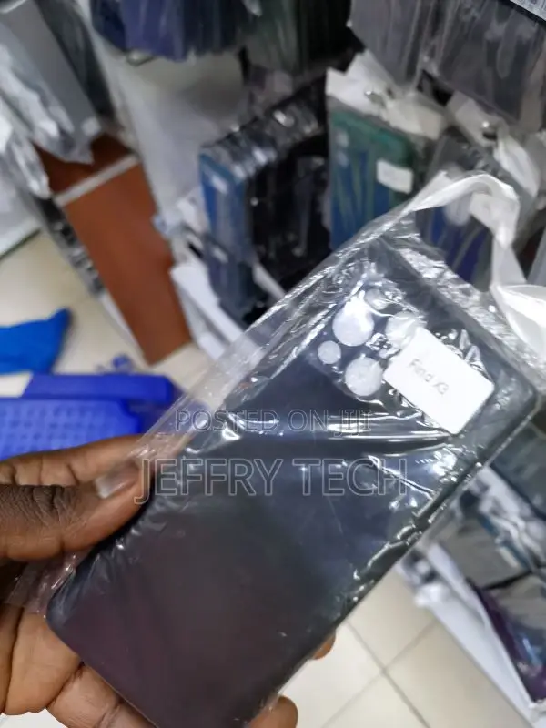 OPPO FIND X3 Black Silicone Case - TPU Cover