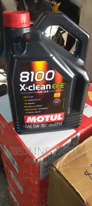 Motul 5w-30 Fully Synthetic Engine Oil.