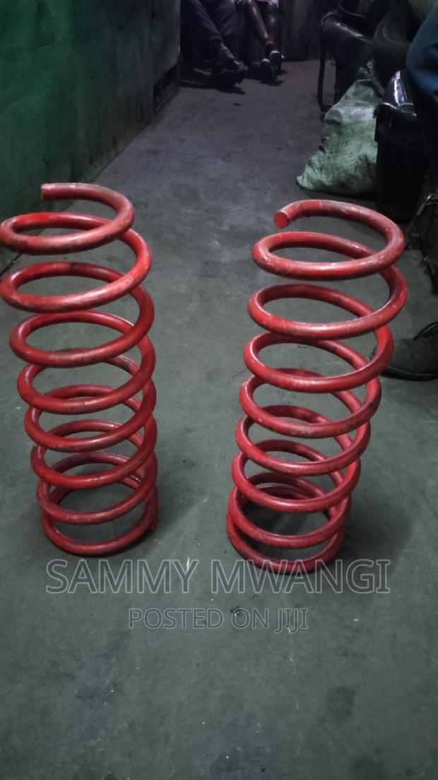 Toyota V8 Rear Springs for Ground Clearance  - thumbnail 3