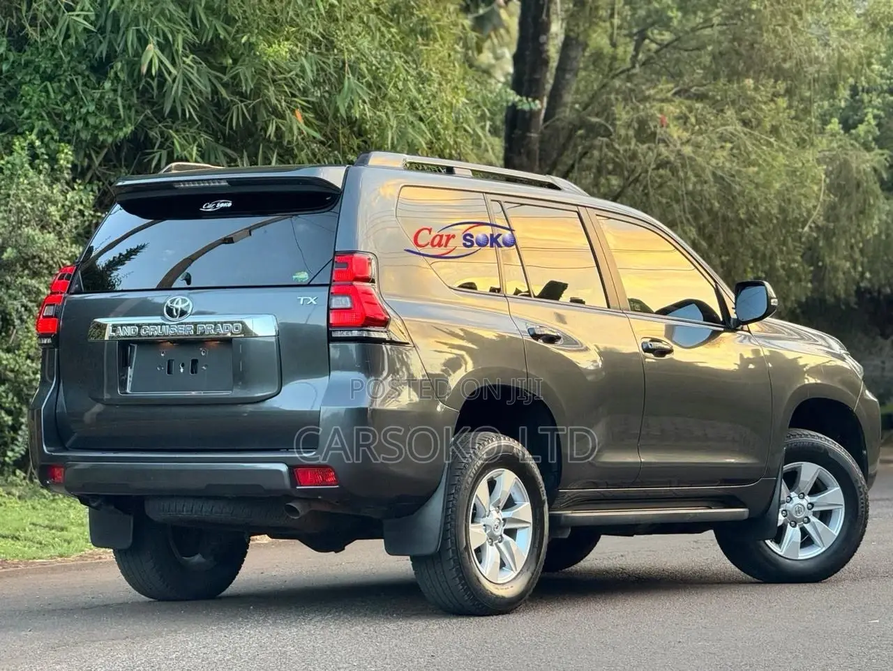 Toyota Land Cruiser Prado 2017 Gray