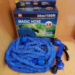 Hose Pipe 30m/100ft With a Spray Gun.