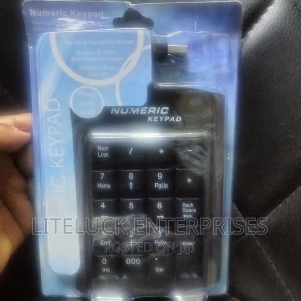 Wired Numeric Keypad - main view