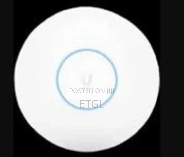 .Unifi 6 Access Point Wifi 6 Pro (U6-Pro) - main view