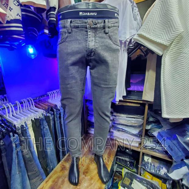 Designer Quality Classic Latest Men's Denim Shorts - thumbnail 8