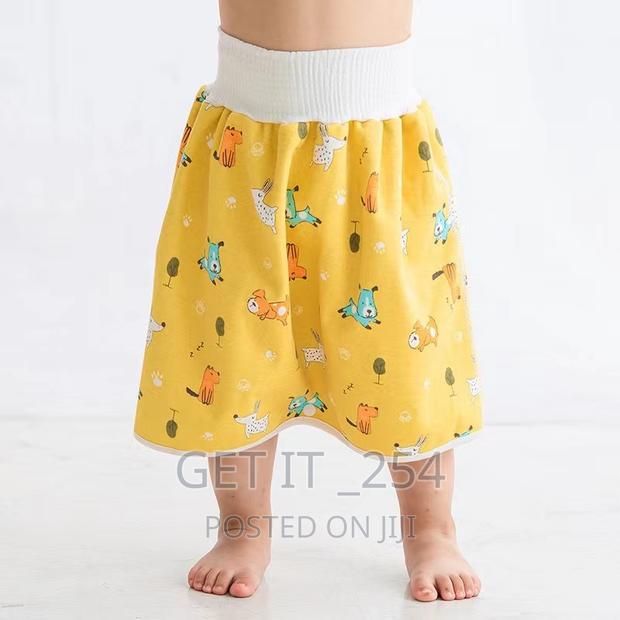 Kids Waterproof Skirt /Clipped Short Mackintosh In 2 Size