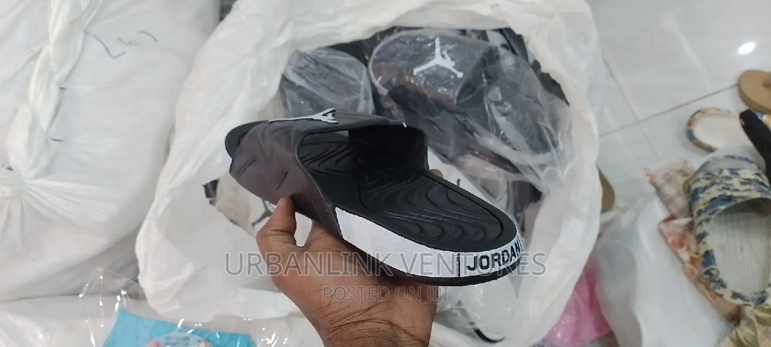 Slides Bale