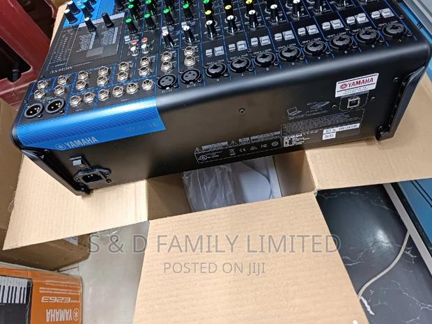 16 Channels Plain Mixer Mg16xu - thumbnail 5