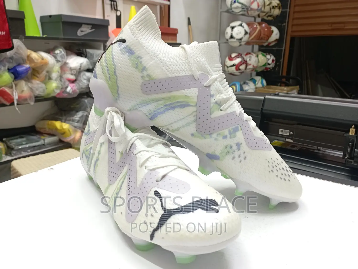 New Puma Future Ultimate Powertape Football Cleats in Nairobi Central