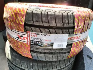 325/30r21 Roadx Tyre