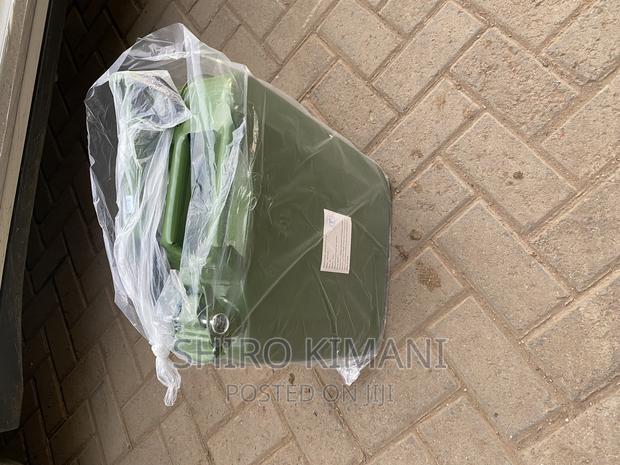 20l Fuel Steel Jerrycan - thumbnail 2