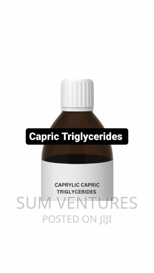 Capric/ Caprylic Tryglycerides - main view