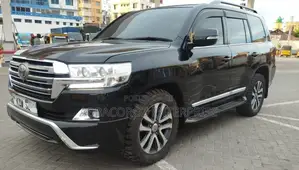 Toyota Land Cruiser 4.6 V8 ZX 2015 Matt Black