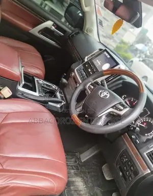 Toyota Land Cruiser 4.6 V8 ZX 2015 Matt Black