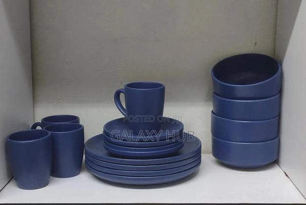 Ceramic Dinner Set
4 Cups, 4 Plates, 4 Side Plates, 4 Bowls