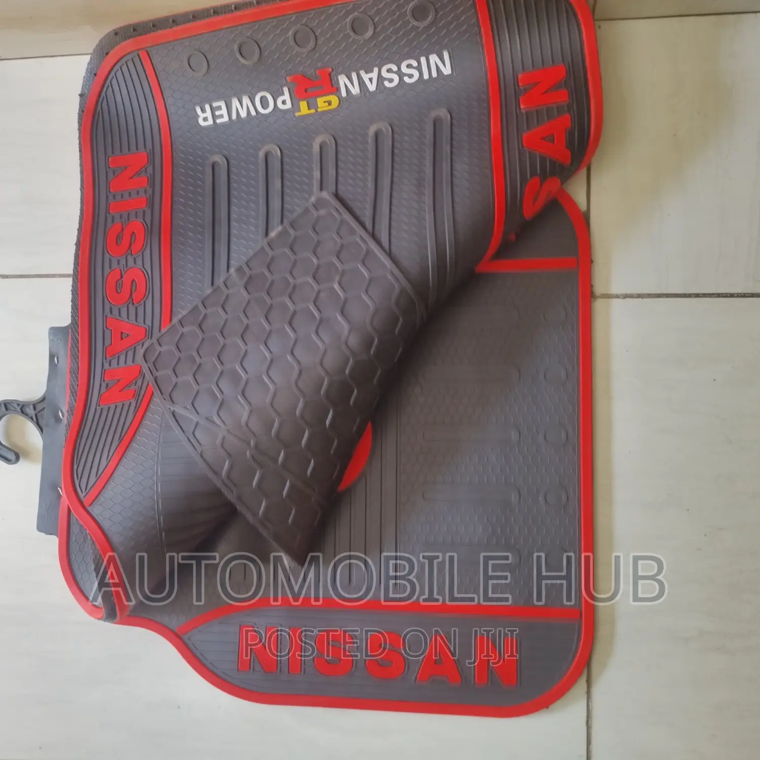 Nissan Universal Floor Mats Rubber 5pcs Quality