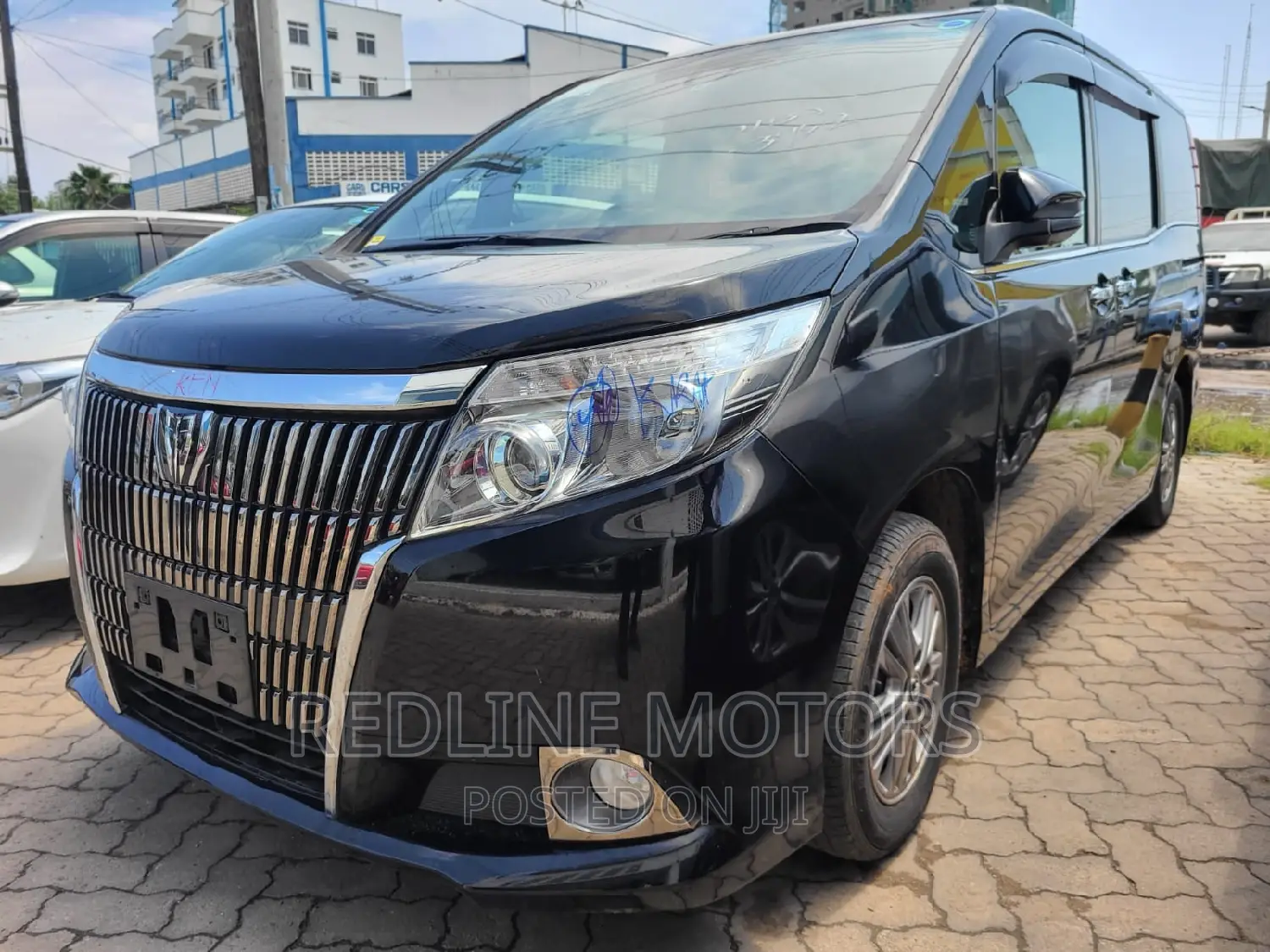 Toyota Esquire 2.0 AWD (8 seater) 2016 Black