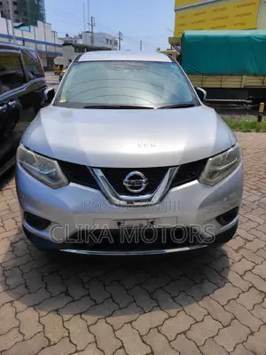 Nissan X-Trail 2.0 Petrol AWD 2016 Silver
