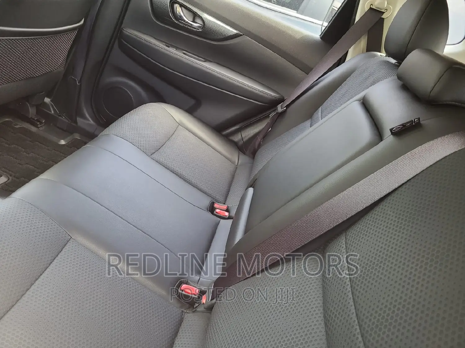 Nissan X-Trail 2.0 Petrol AWD 2016 Silver