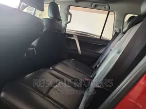 Toyota Land Cruiser Prado 2.8 2017 Red
