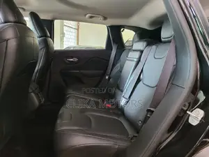 Jeep Cherokee Limited 4x4 2016 Black