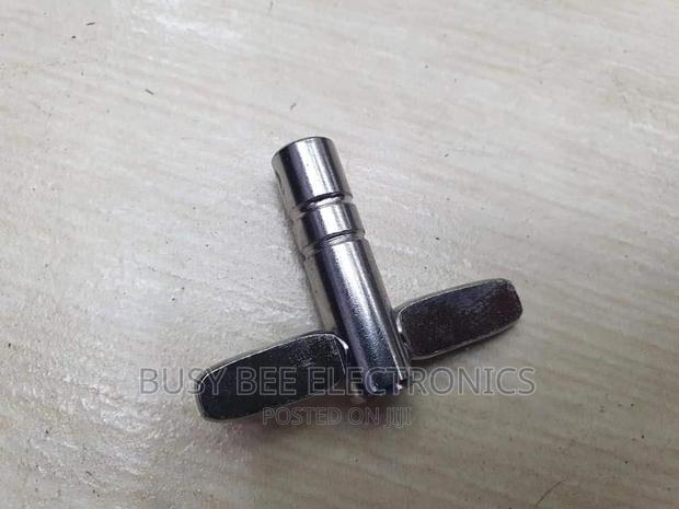 Drum Key . - main view