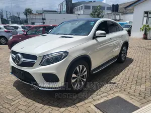 Mercedes-Benz GLE-Class GLE 350d 4MATIC 2017 Pearl
