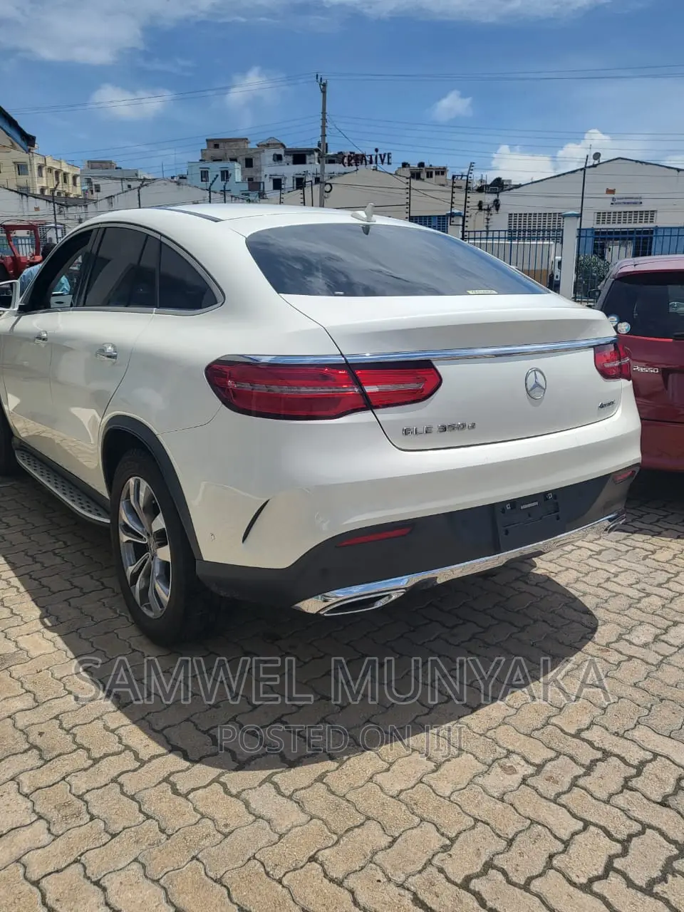 Mercedes-Benz GLE-Class GLE 350d 4MATIC 2017 Pearl