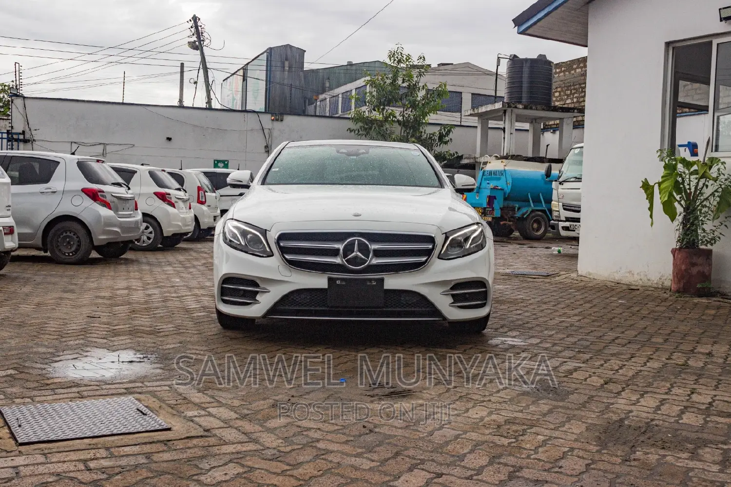 Mercedes-Benz E250 2017 Pearl