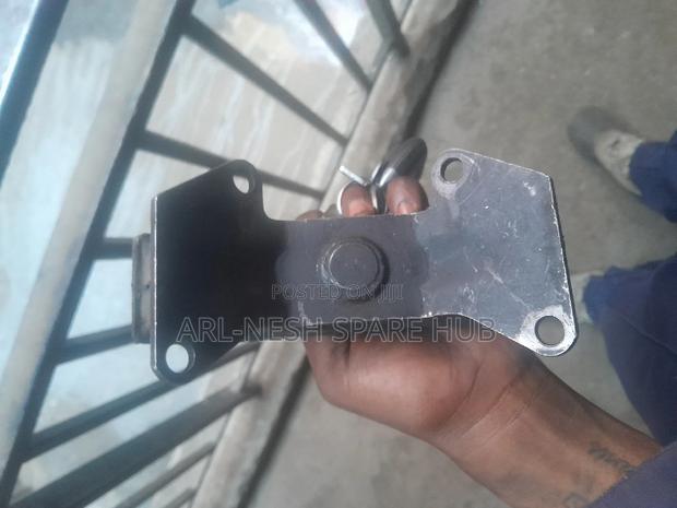 Subaru Legacy Bh5 Gearbox Mounting (Automatic) - main view