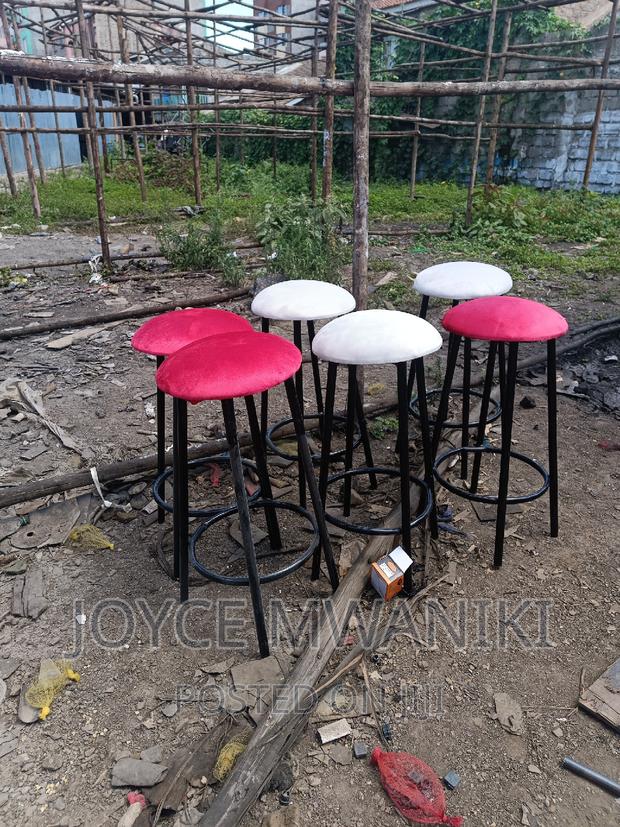 Backless Restaurant Stools, Different Colours.
