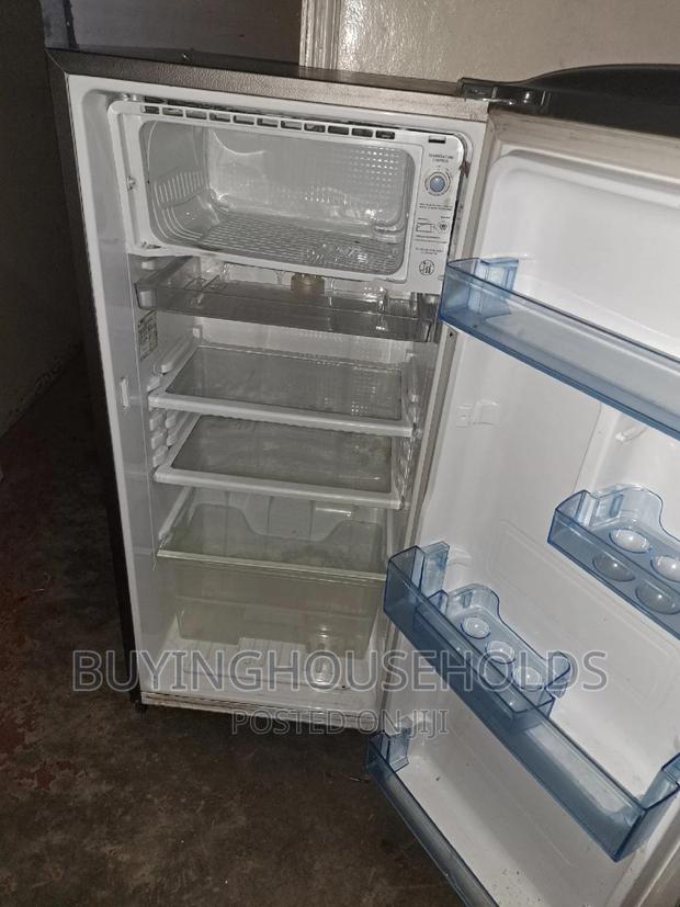 Samsung 192L Fridge - thumbnail 2