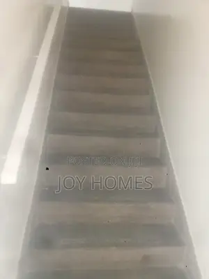 4bdrm Maisonette in South for rent
