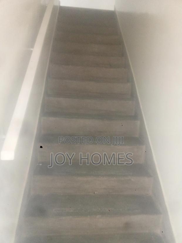 4bdrm Maisonette in South for rent - thumbnail 5