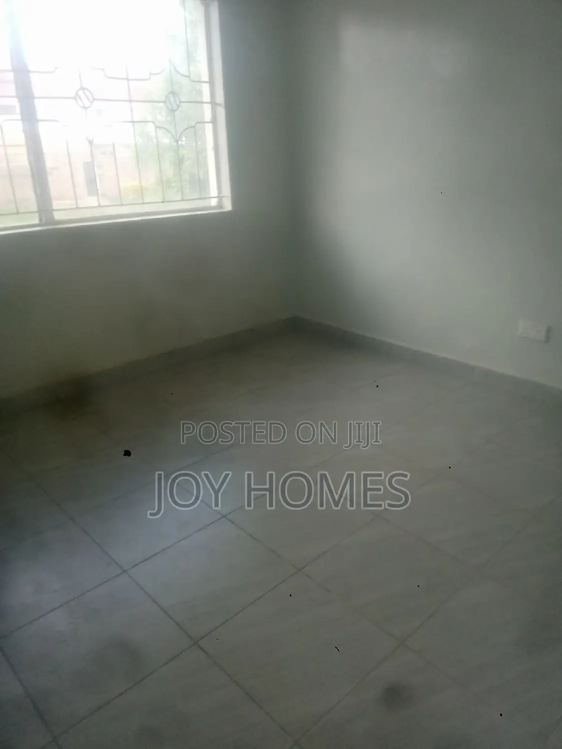 4bdrm Maisonette in South for rent