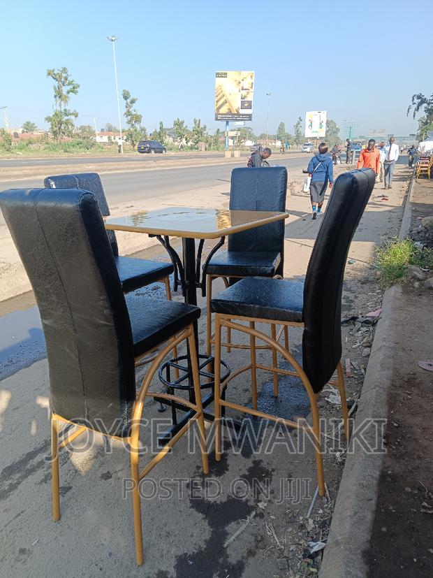 Restaurant Set of Executive High Chairs, Black.