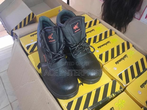 Safety Boots Size 43 - thumbnail 3