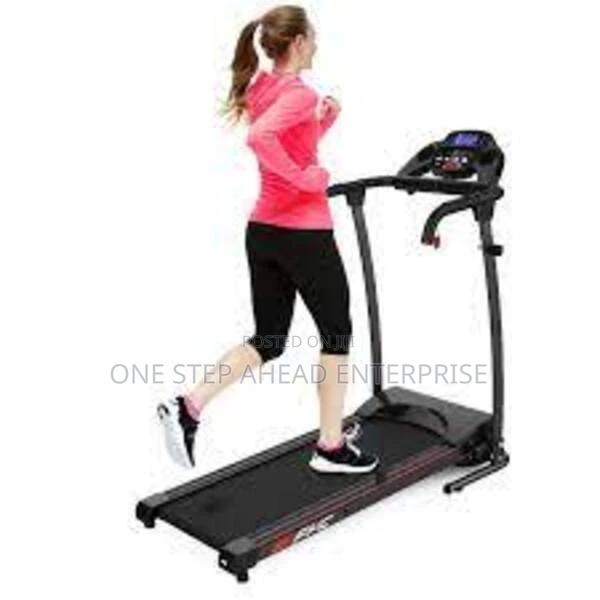 Sturdy/Commercial Treadmill - main view