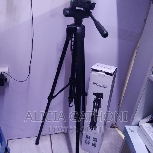 Camera Tripod 1.8mtrs Weifeng 3560
