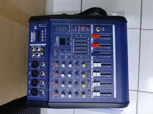 Powered Mixer 4 Channels Maxs