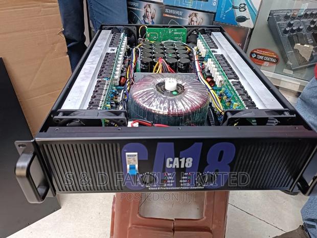 CA 18 Power Amplifier With Circuit Breaker - main view