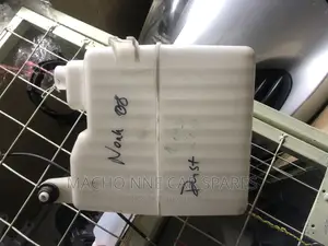 Toyota Noah 2008 Washer Bottle