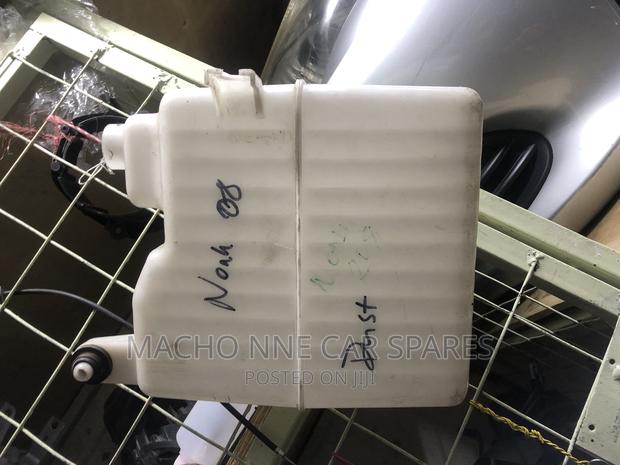Toyota Noah 2008 Washer Bottle