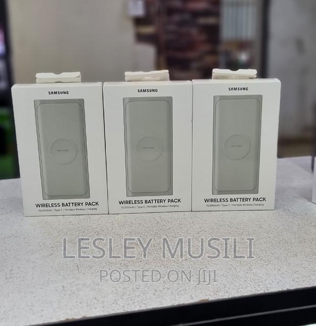 Samsung WIRELESS BATTERY PACK
10,000mah Wireless Charging