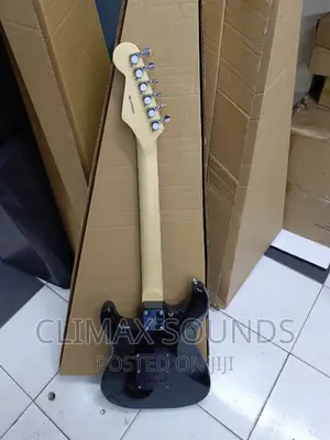 Electric Rythm Guitar Fender FDR