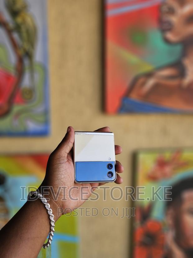 Samsung Galaxy Z Flip 3 256 GB Silver - thumbnail 2