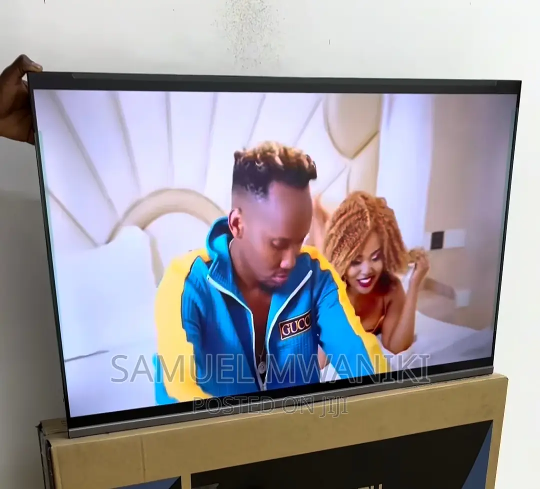 Skyworth 43” FHD Google Tv, Netflix,Youtube,Google Assistant