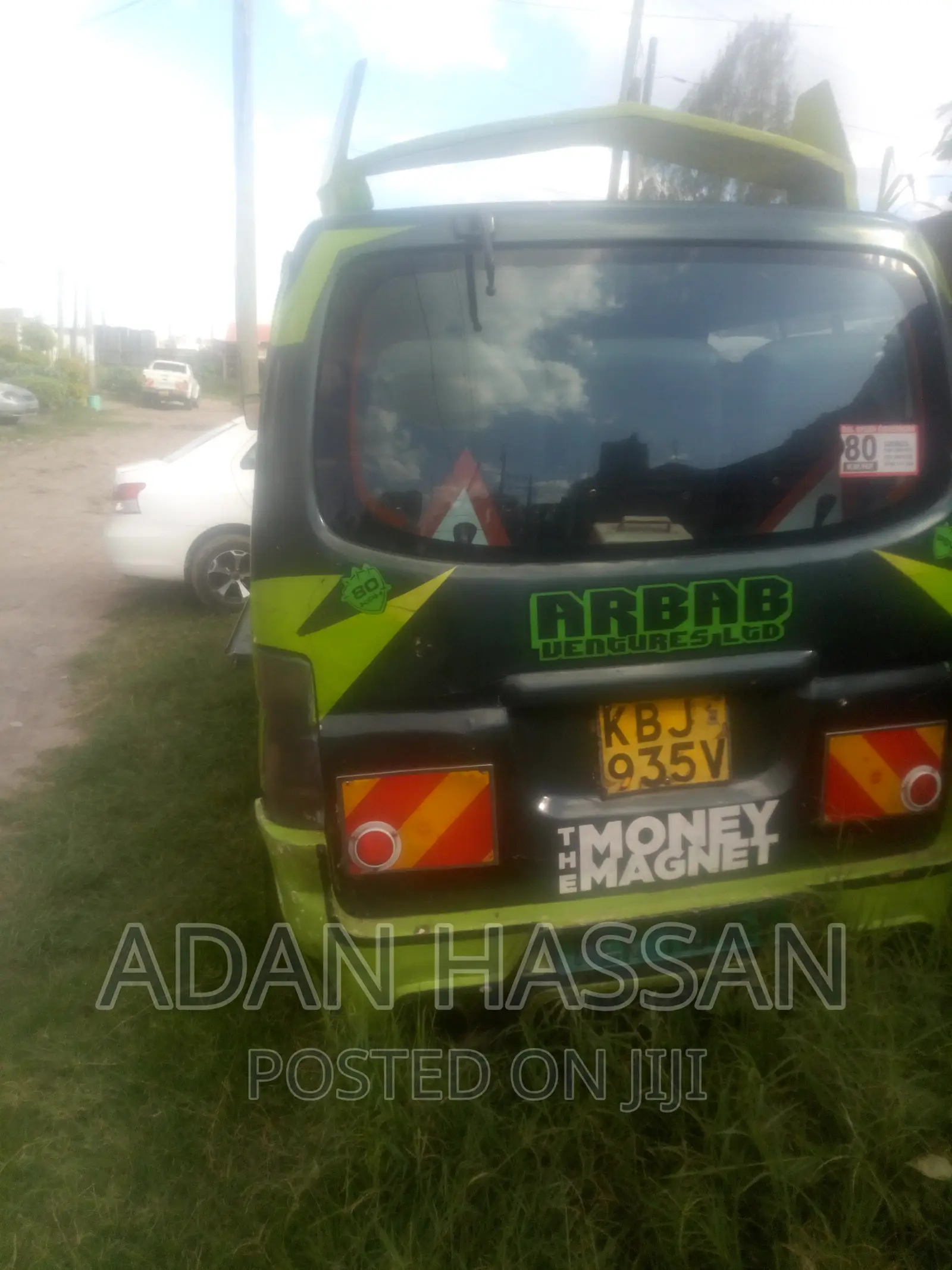 Nissan Caravan (Urvan) 2008 Green